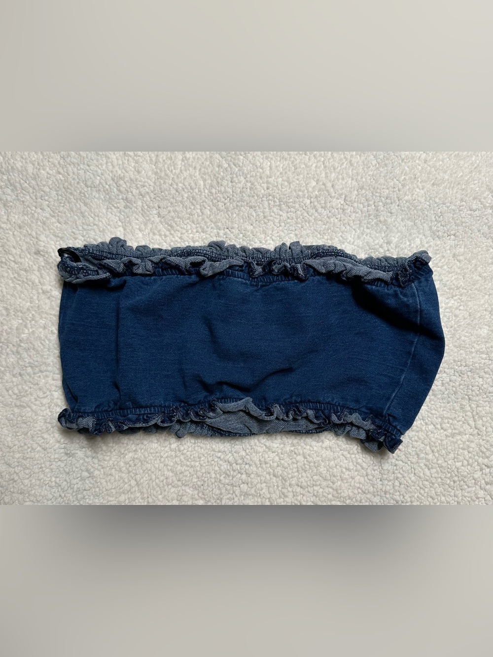 Medium Forever 21 Women’s Navy Tube Top with Red Floral Embroidery, Like New - Picture 4 of 4